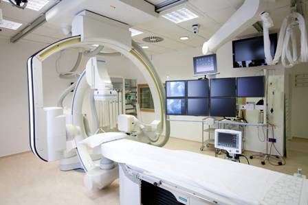 The hybrid operating theatre