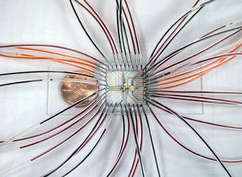 Microchip for production of the glucose FDG